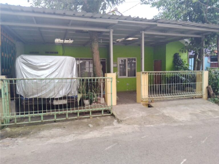 Depan rumah 3